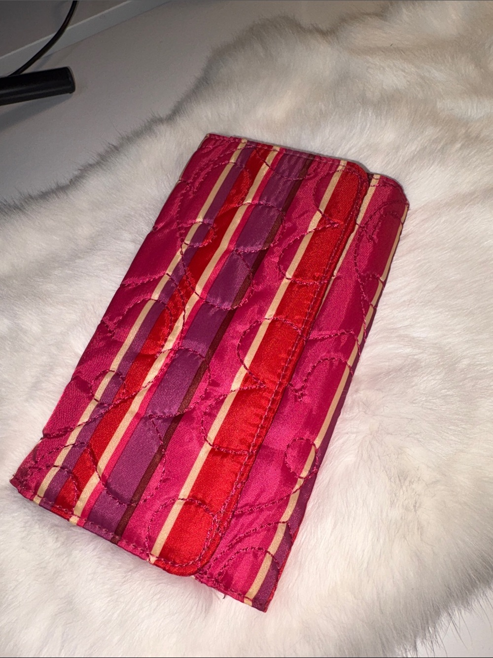 ❤️‍🔥5/15$ NWOT Pink & Red Quilted Stripe Wallet
